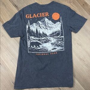 Vintage Glacier National Park Graphic Grey and Orange T-Shirt. NWOT. Size M